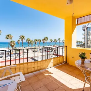 https://malagasuite-las-palmeras-sol.1costadelsol.com